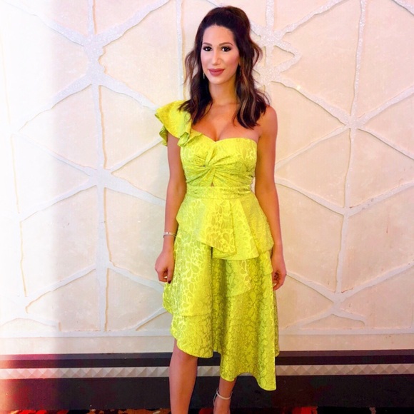 nasty gal lime green dress Women's Lime Renaissance Print Satin One Shoulder Knot Detail Midi Dress